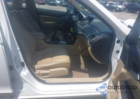 2011 Honda Accord 2.4 Se from USA, damaged, VIN 1HGCP2F67BA155451